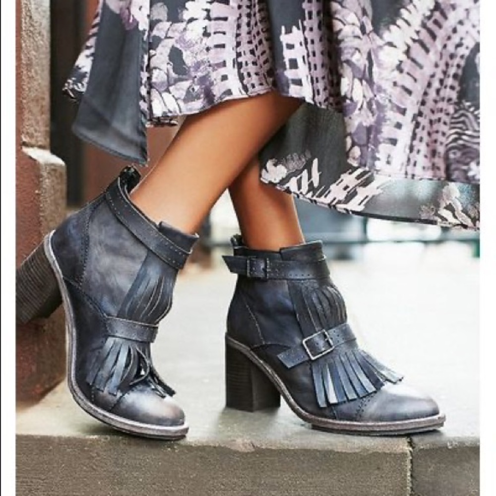 Free People Circle Back Heel Boot - Picture 2 of 6